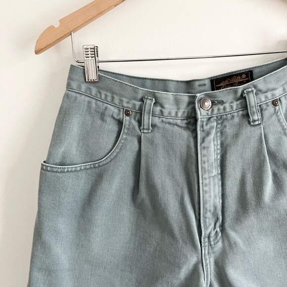 Vintage Eddie Bauer Long Dad Shorts - Picture 3 of 12